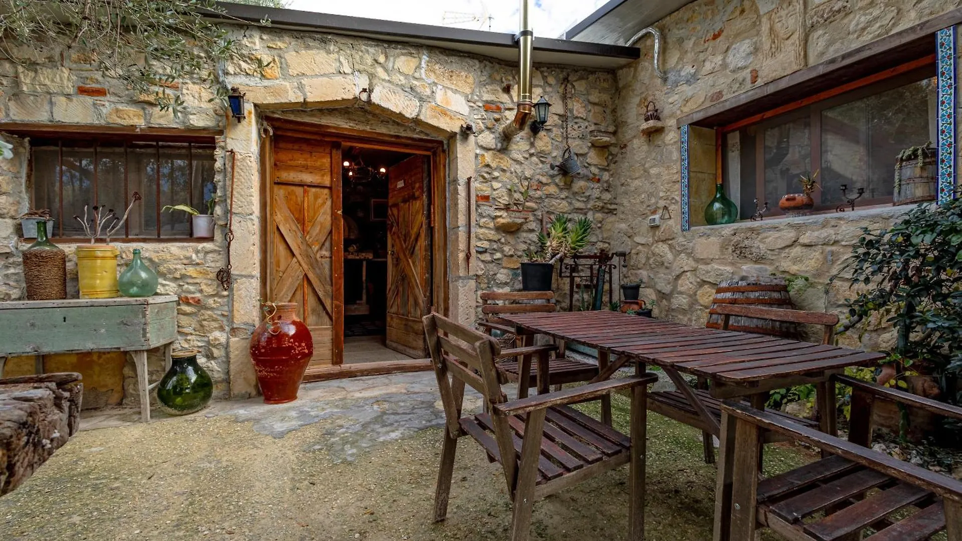 Country house Masseria Usamborgia Noto Italy
