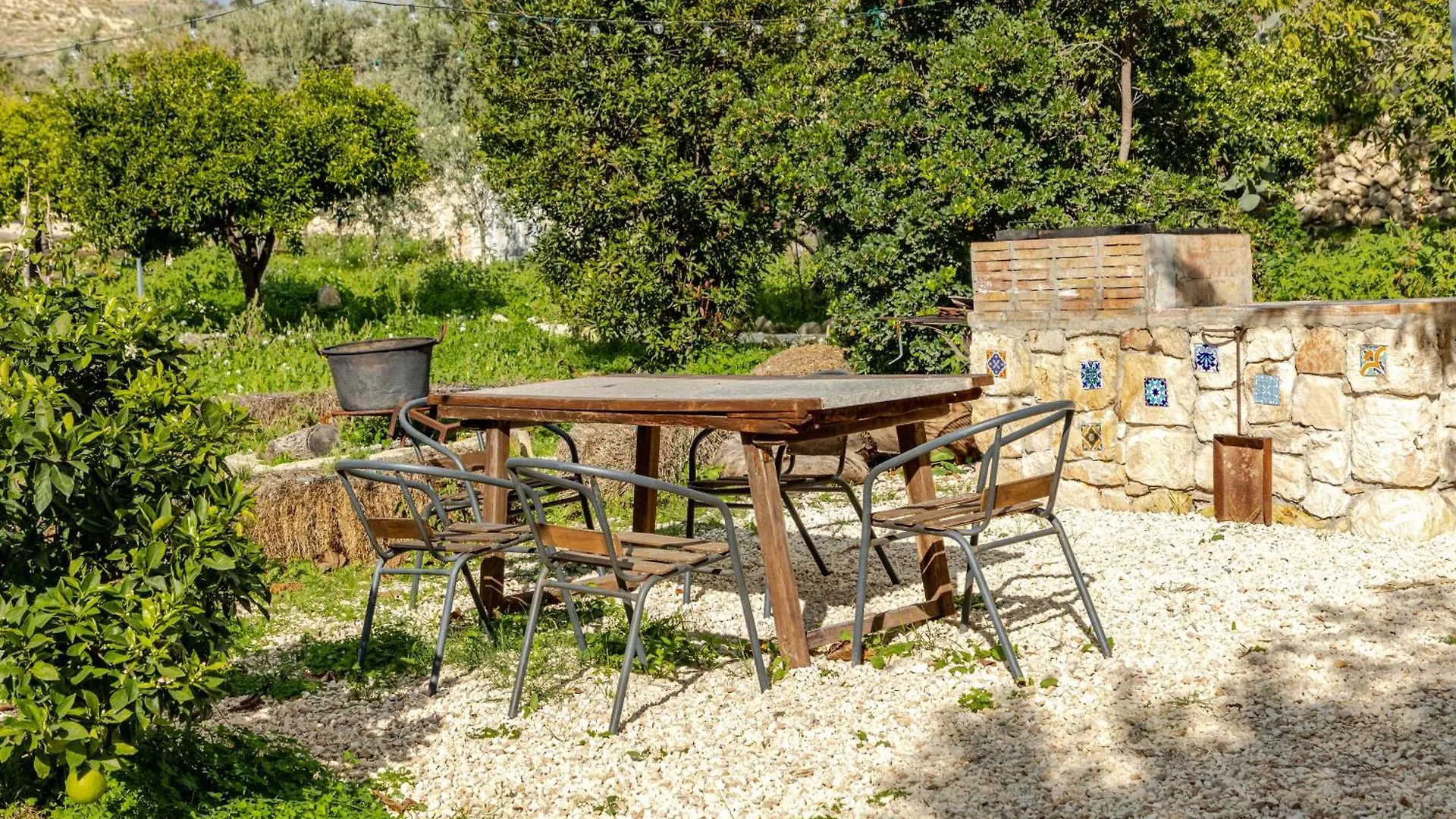 Lantställe Masseria Usamborgia Noto